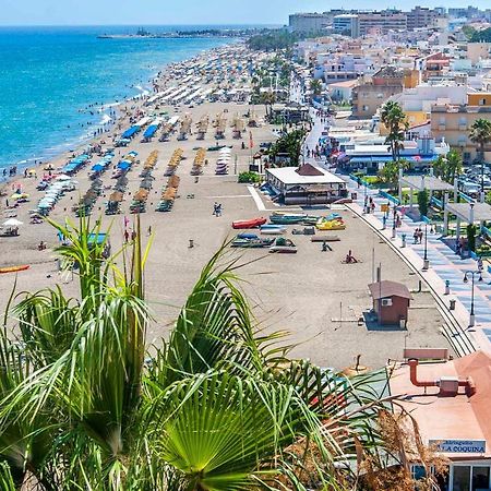 Semi-Detached Adosado Con Encanto -130 M2 - Wifi 600 Mb - Piscina Comunitaria - Patio Privado Torremolinos Luaran gambar