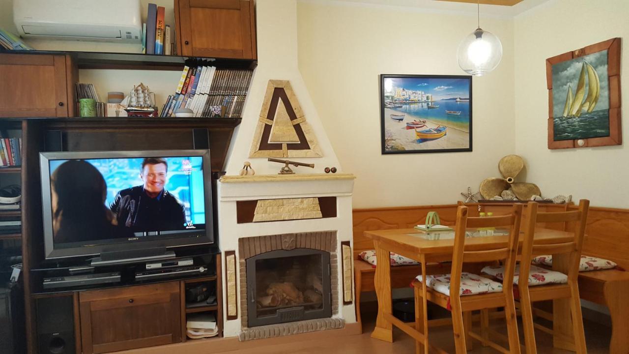 Semi-Detached Adosado Con Encanto -130 M2 - Wifi 600 Mb - Piscina Comunitaria - Patio Privado Torremolinos Luaran gambar
