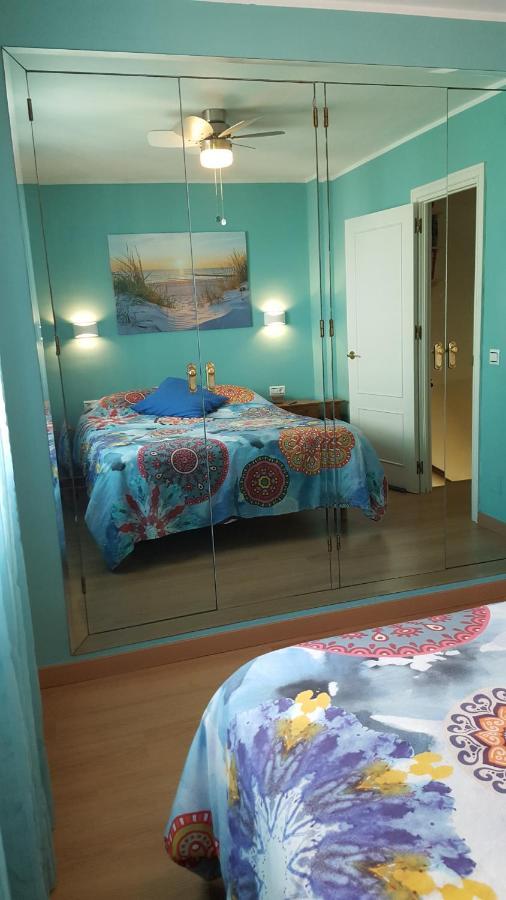 Semi-Detached Adosado Con Encanto -130 M2 - Wifi 600 Mb - Piscina Comunitaria - Patio Privado Torremolinos Luaran gambar