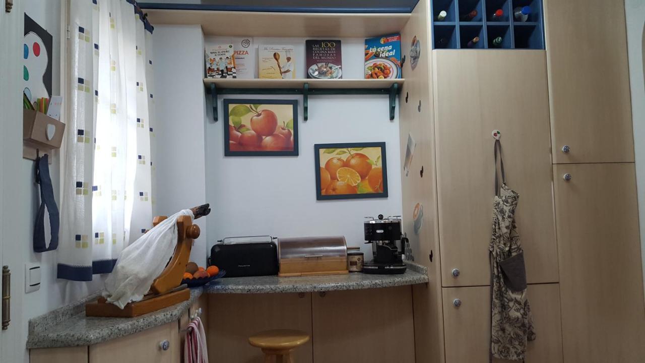 Semi-Detached Adosado Con Encanto -130 M2 - Wifi 600 Mb - Piscina Comunitaria - Patio Privado Torremolinos Luaran gambar